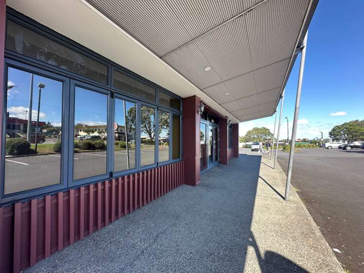 Unit C/31 Link Drive Wairau Valley_14