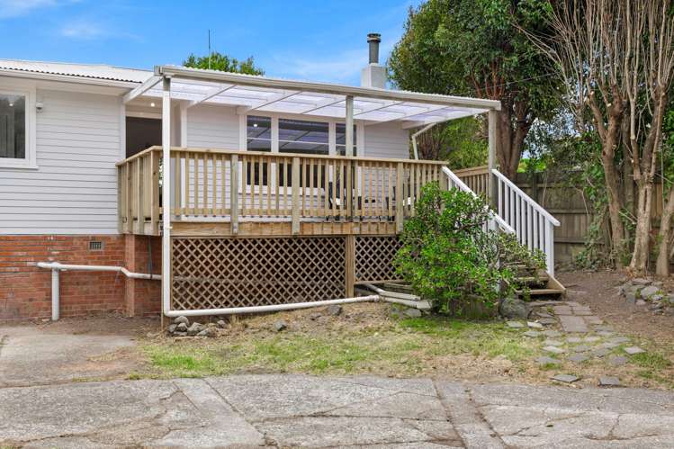 8 Marewa Street Te Atatu South_16