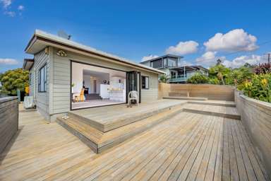 517 Whangaparoa Road_4