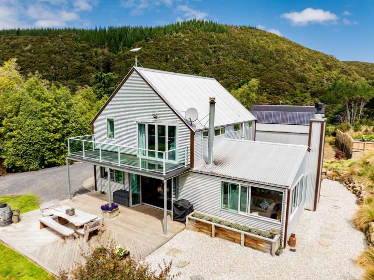 515 Silverstream Valley Road, North Taieri Mosgiel_33