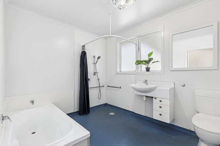 8 Te Motu Road Pukerua Bay_11