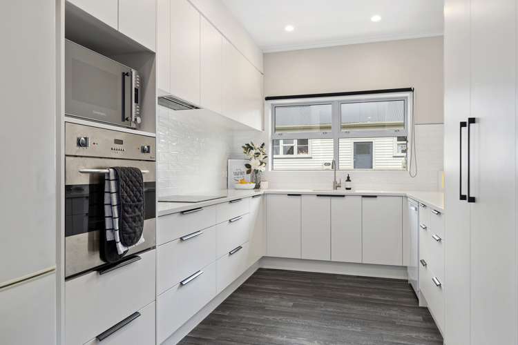 257 Whitaker Street Te Aroha_10