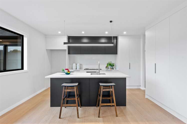 110 Monument Road Clevedon_7