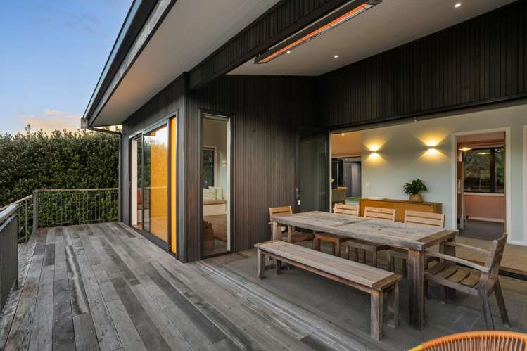 200 Onemana Drive Onemana_24