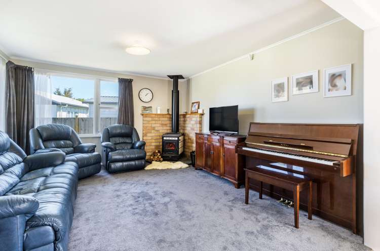 1/12 Laughton Street Taupo_2