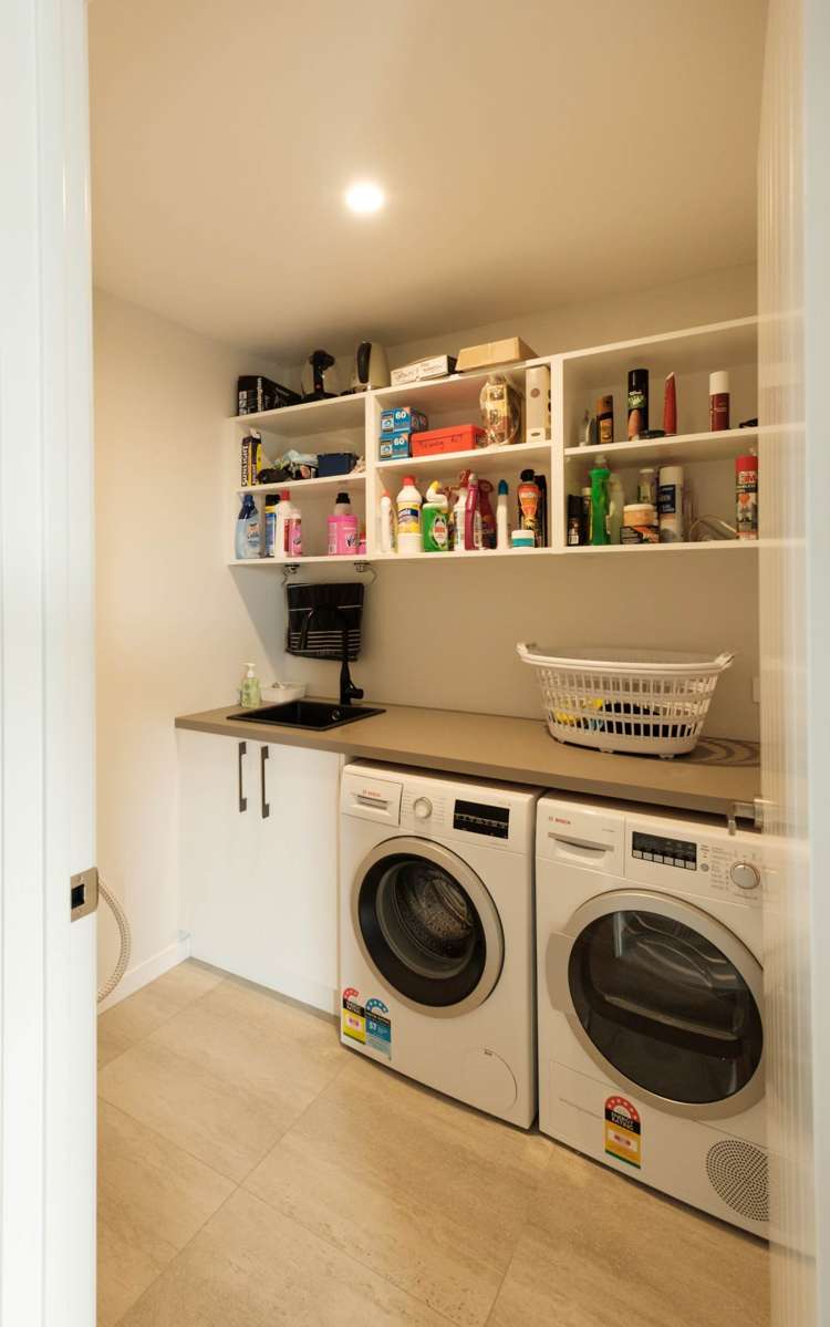 1 Sawyers Lane Silverdale_13