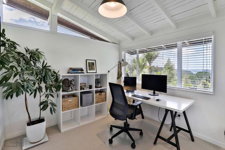 100 Huia Road Titirangi_18