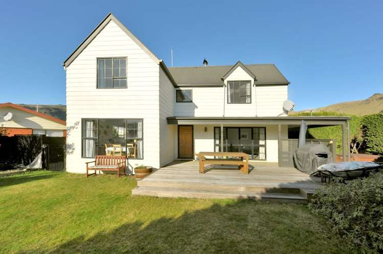 28 Mauger Drive Heathcote Valley_1