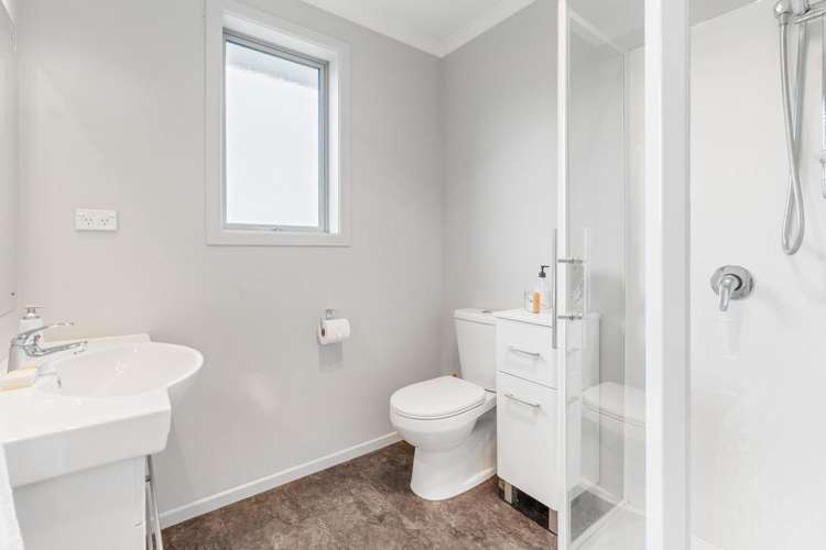 23 Grandvista Drive Green Island_15