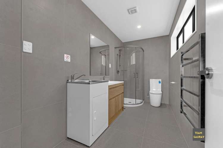 13 Awhi Way Karaka_9