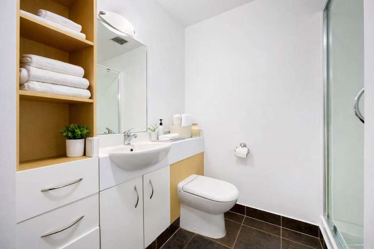 1404/1 Parliament Street_4