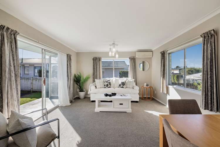 102 Ridge Street Otumoetai_8