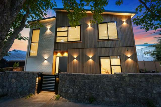 Superb Modern Living