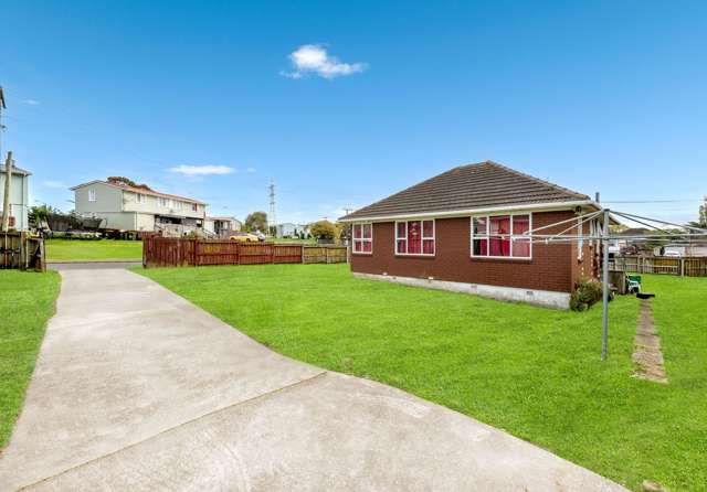 23 Tindall Crescent Otara_1