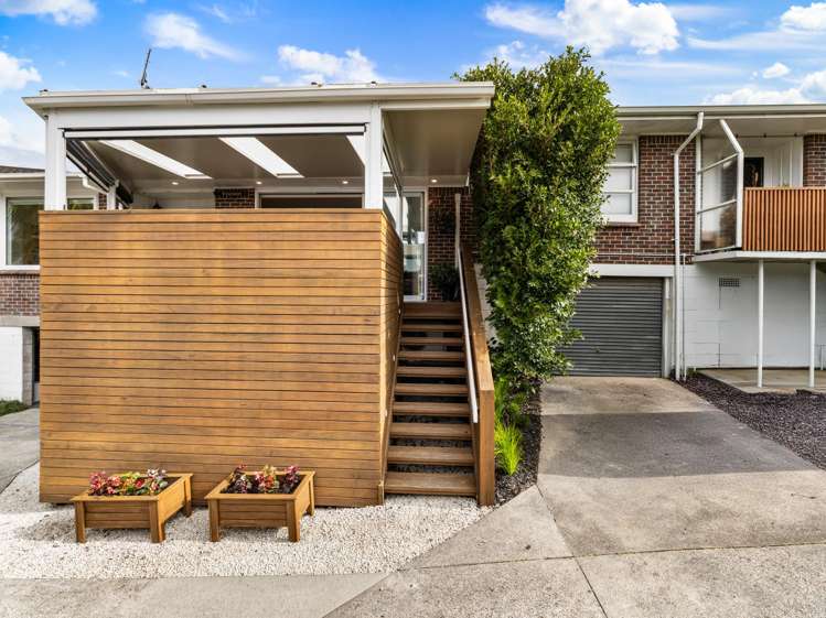 2/64 Allum Street Kohimarama_1