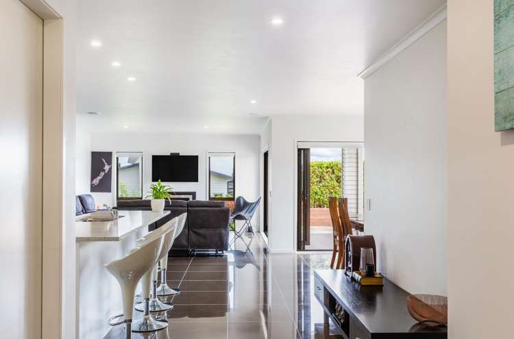 13 Facilita Avenue Wharewaka_3