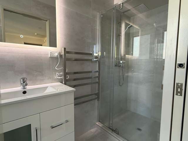 a/55 Everglade drive Manukau_4