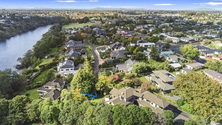 6 River Oaks Place Pukete_1