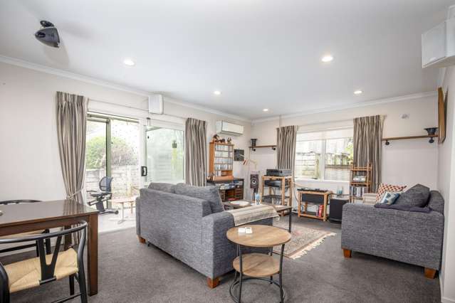 37/8 Village Place Tuakau_2