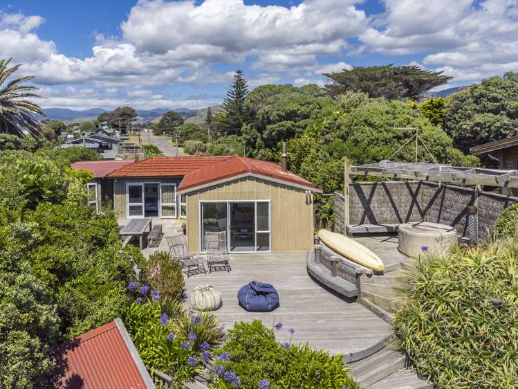 23 Rodney Avenue Te Horo Beach_1