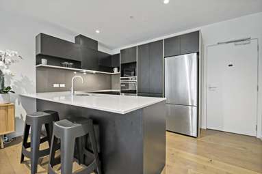 110/74 Victoria Street_1