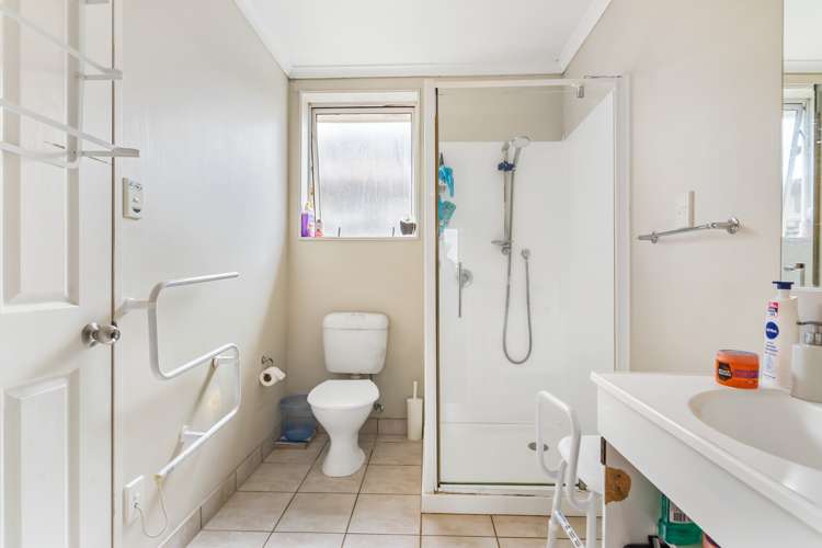 7 Nykki Place Papakura_13