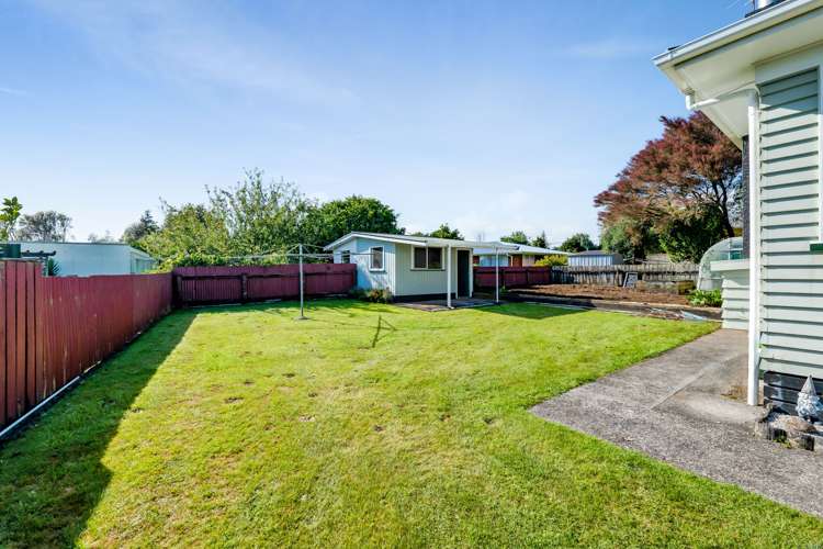 9 Kowhai Street Inglewood_15