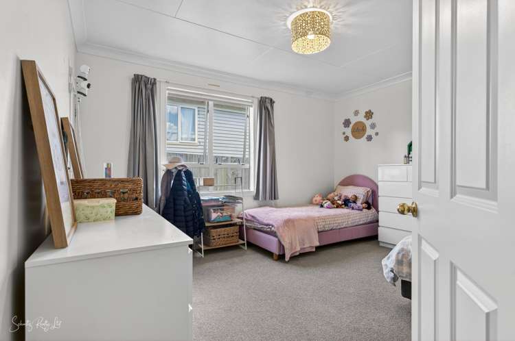 20 View Street Maungaturoto_13