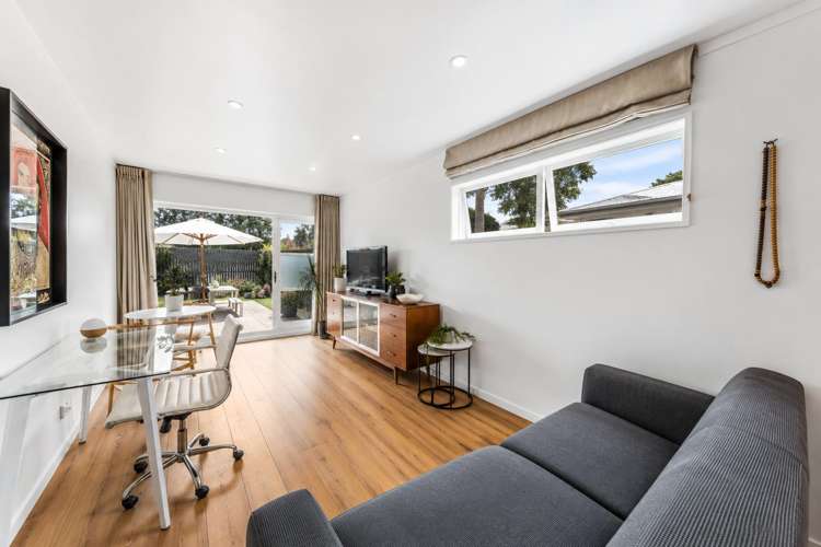 1/9 Buxton Street Point Chevalier_12