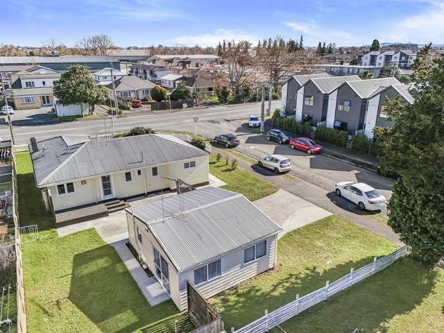 16 Cameron Road Hamilton East_1