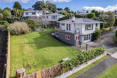 8 McMillan Avenue_1