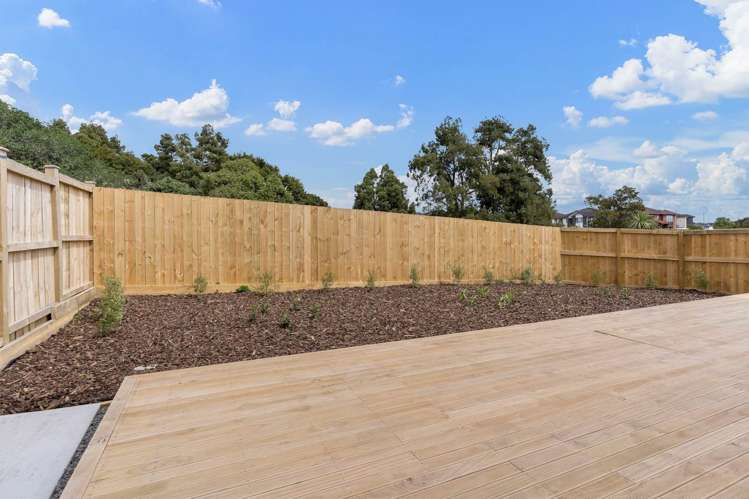 12 Hughs Way Flat Bush_13