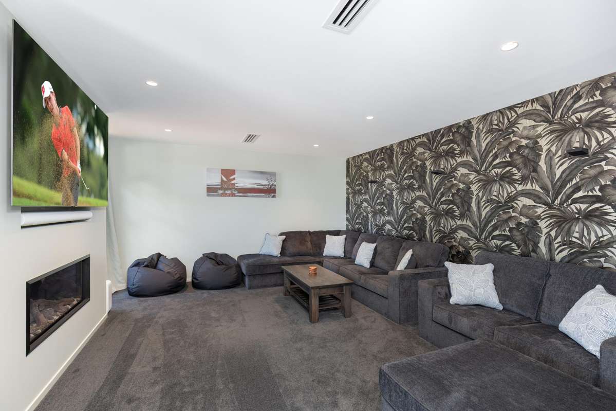 226 Bronte Road West_2