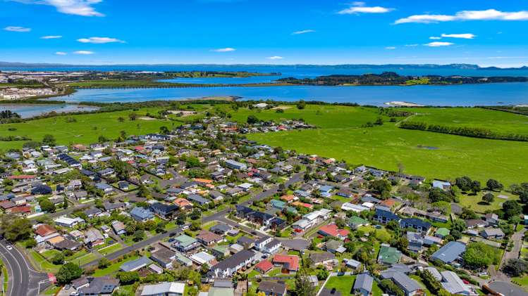 12 Derrett Place Māngere Bridge_12