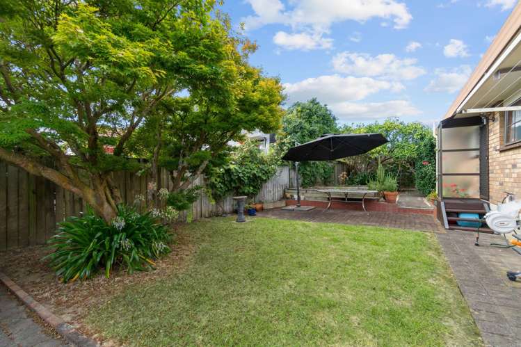 16A Burnett Avenue Mt Roskill_13