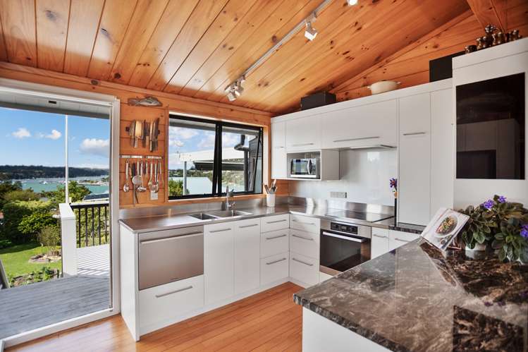 11 Okiato Road Russell Surrounds_5