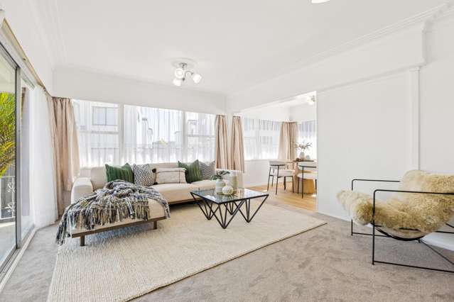 6 Rothwell Place Sunnyhills_4