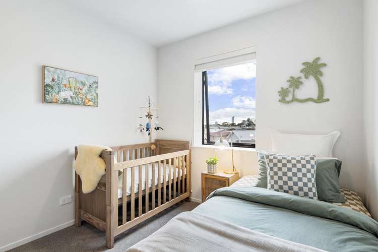 201/10 Awataha Drive Northcote_15
