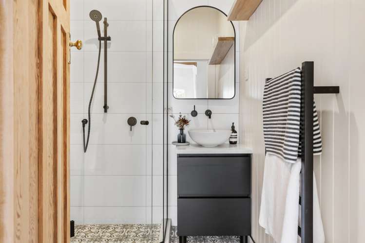 82 Lancaster Road Beach Haven_15