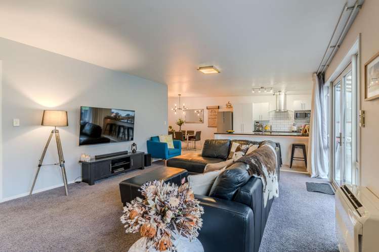 27 Gilkison Street_0