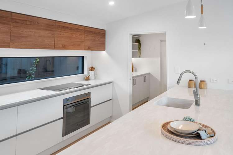 41 Grayshott Avenue Casebrook_17