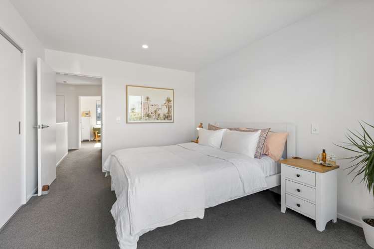 8 Joshua Carder Drive Hobsonville_11