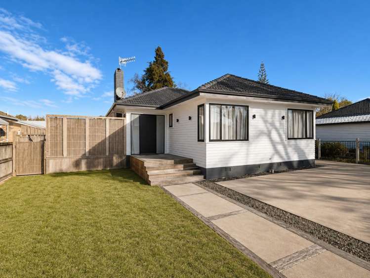 112 Brookfield Street Hamilton East_12