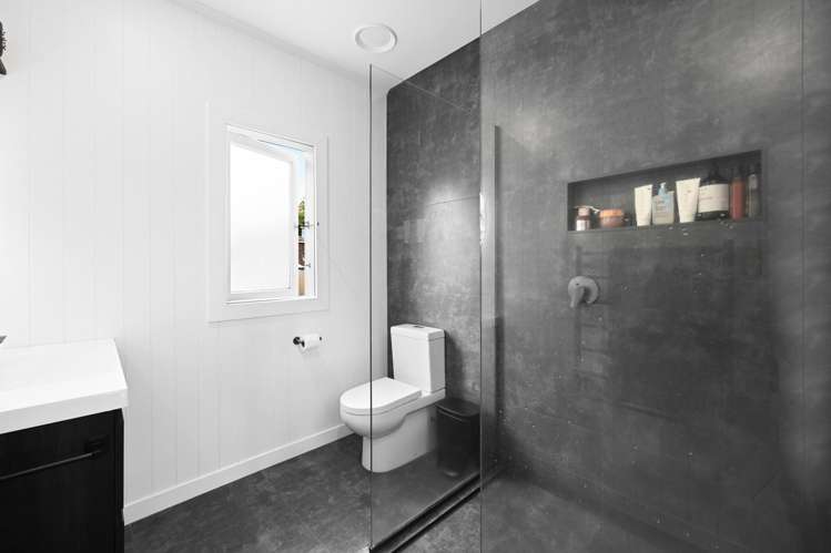 12 Tui Avenue Forest Lake_10