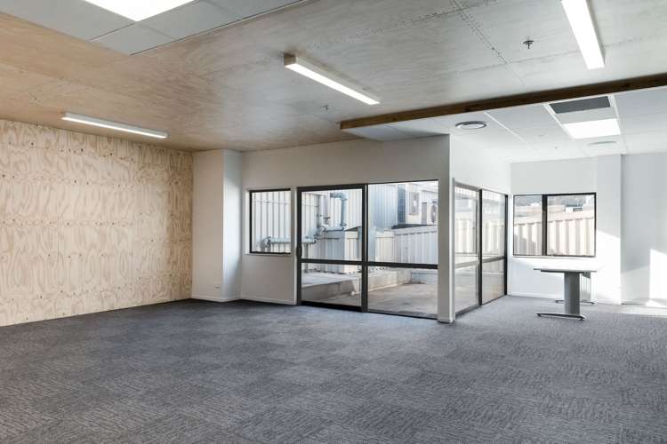 Office 1 and 2, Cnr Queen, Croucher and Talbot Street Richmond_4