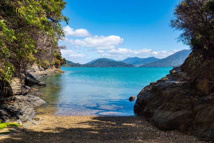 16 Lawrence Road Kenepuru Sound_18