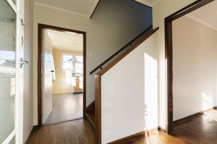 136 Riselaw Road Calton Hill_7