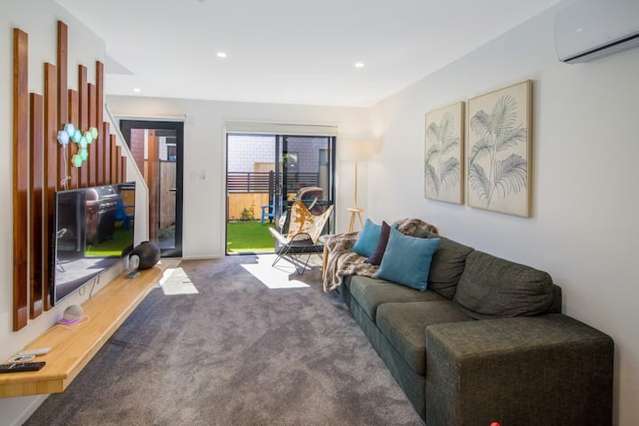 4/12 Biddle Crescent 1353_3