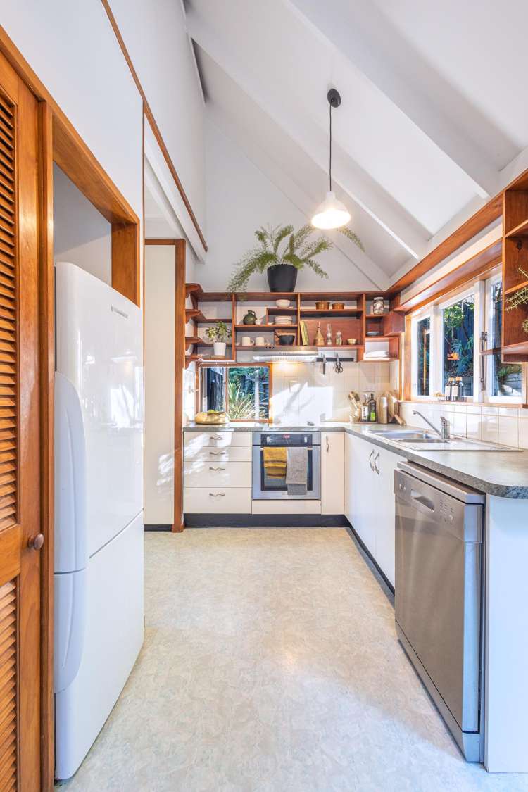 27 Rosecamp Road Beach Haven_8