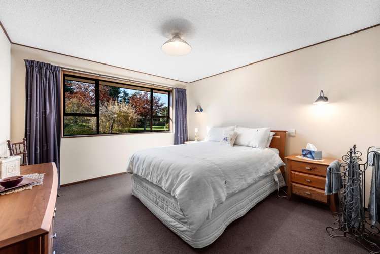 3 Raeburn Place Gore_12